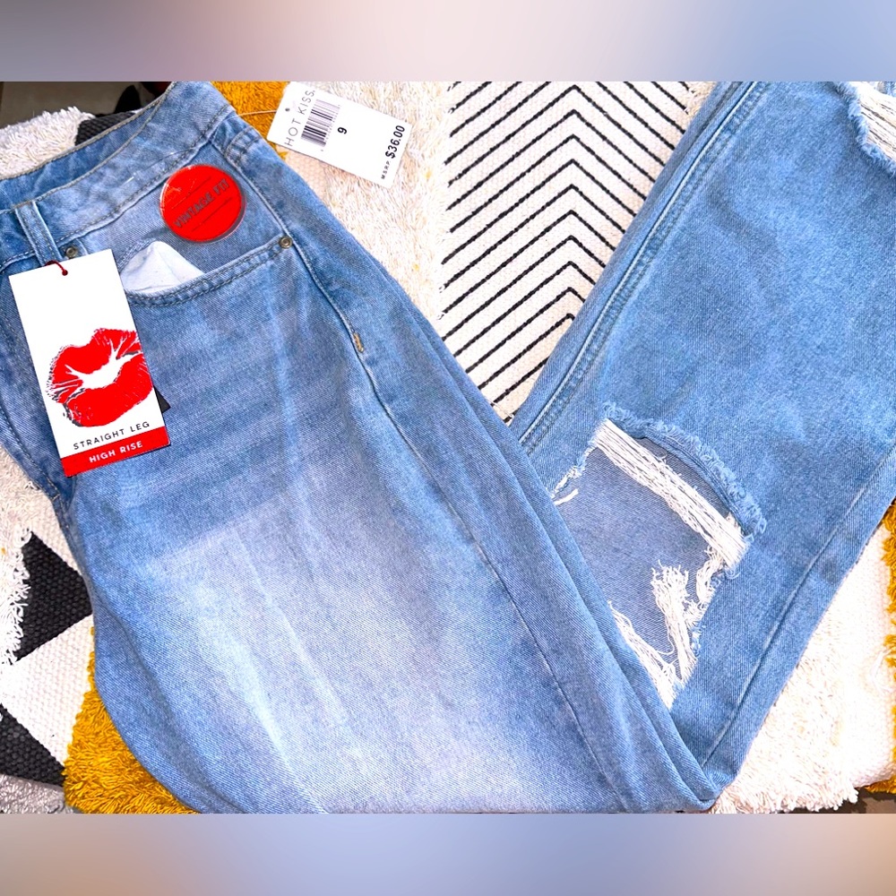 HOT KISS. jeans vintage fit